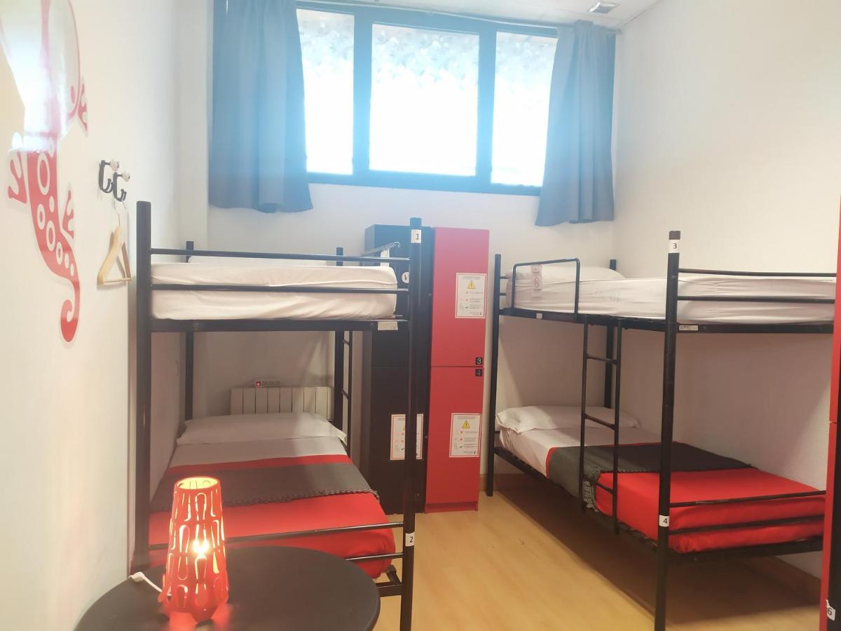 Bilbao Akelarre Hostel Екстериор снимка